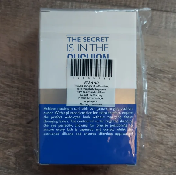 TARTE Tarteist Pro Lashes - Little Black Dress & Eyeko Eyelash Curler - Picture 8 of 9